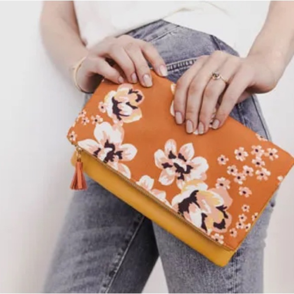 NEW. Rachel Pally Reversible clutch orange/orange floral print